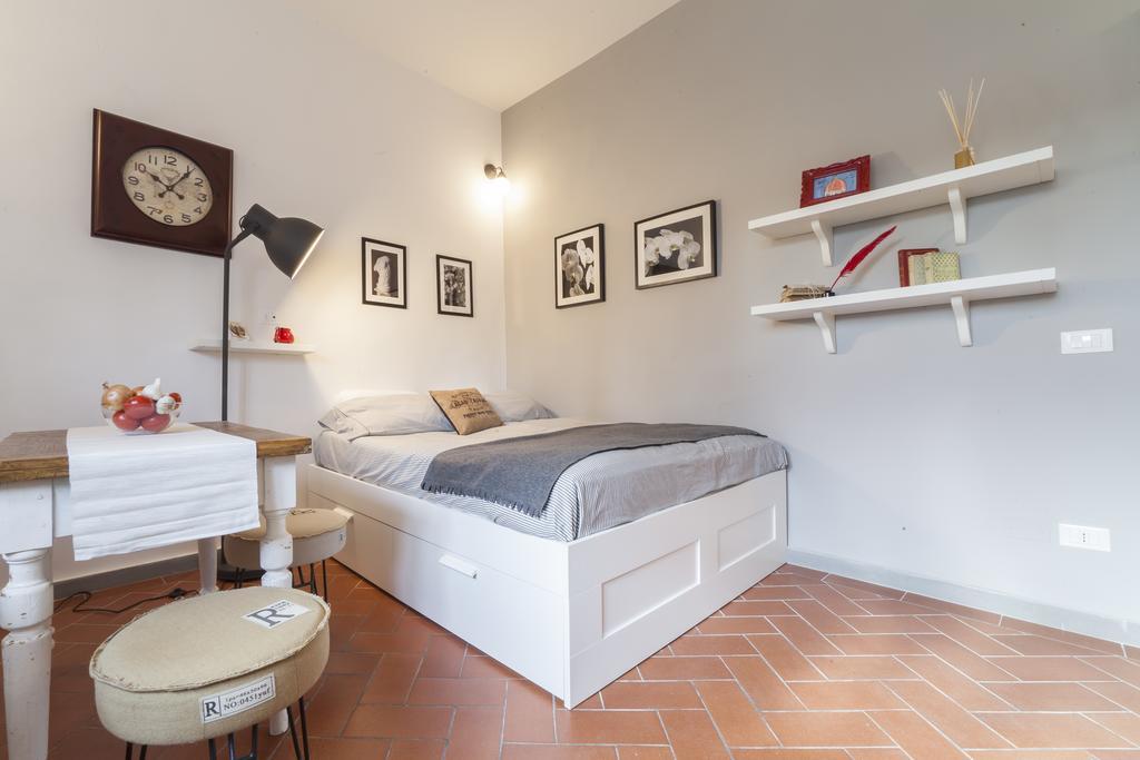 Central Pitti Studio Flat Florença Exterior foto